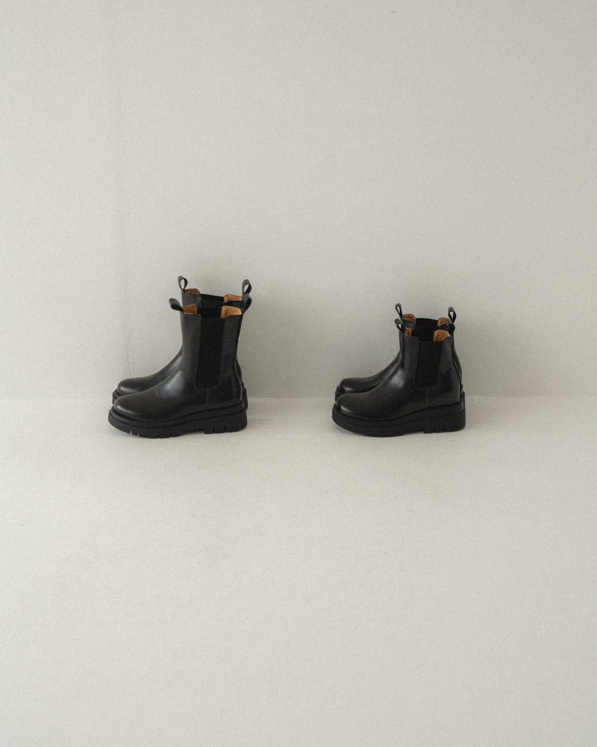 よーへー SIDE GORE CHELSEA BOOTS middle | JISTORY