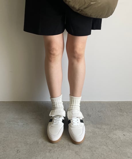 FLIP TONGUE LEATHER SNEAKERS / 2color