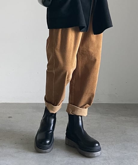 CLEAR SOLE CHELSEA BOOTS