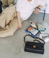 CENTER STITCH CLASSIC SHOULDER BAG