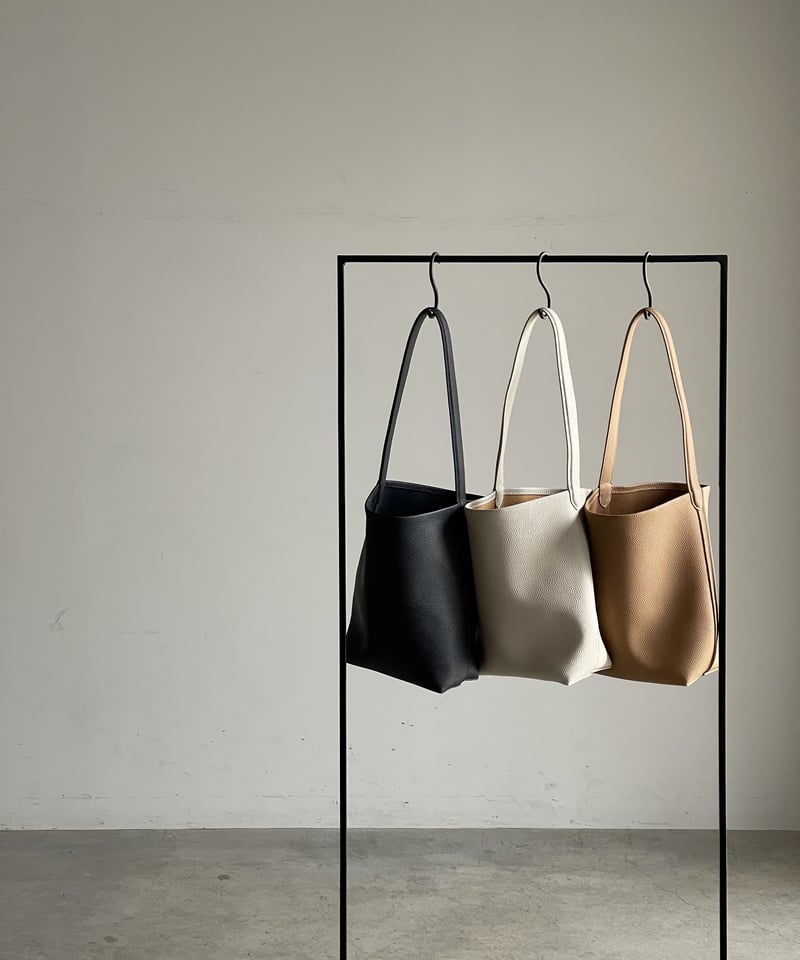 ONE HANDLE SHOULDER BAG middle | JISTORY