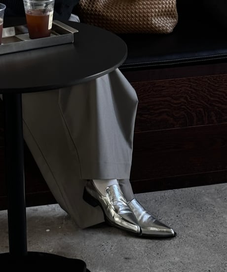 LEATHER POINTED TOE LOAFER / 2color