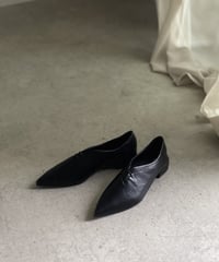POINTED TOE FLAT SHOES