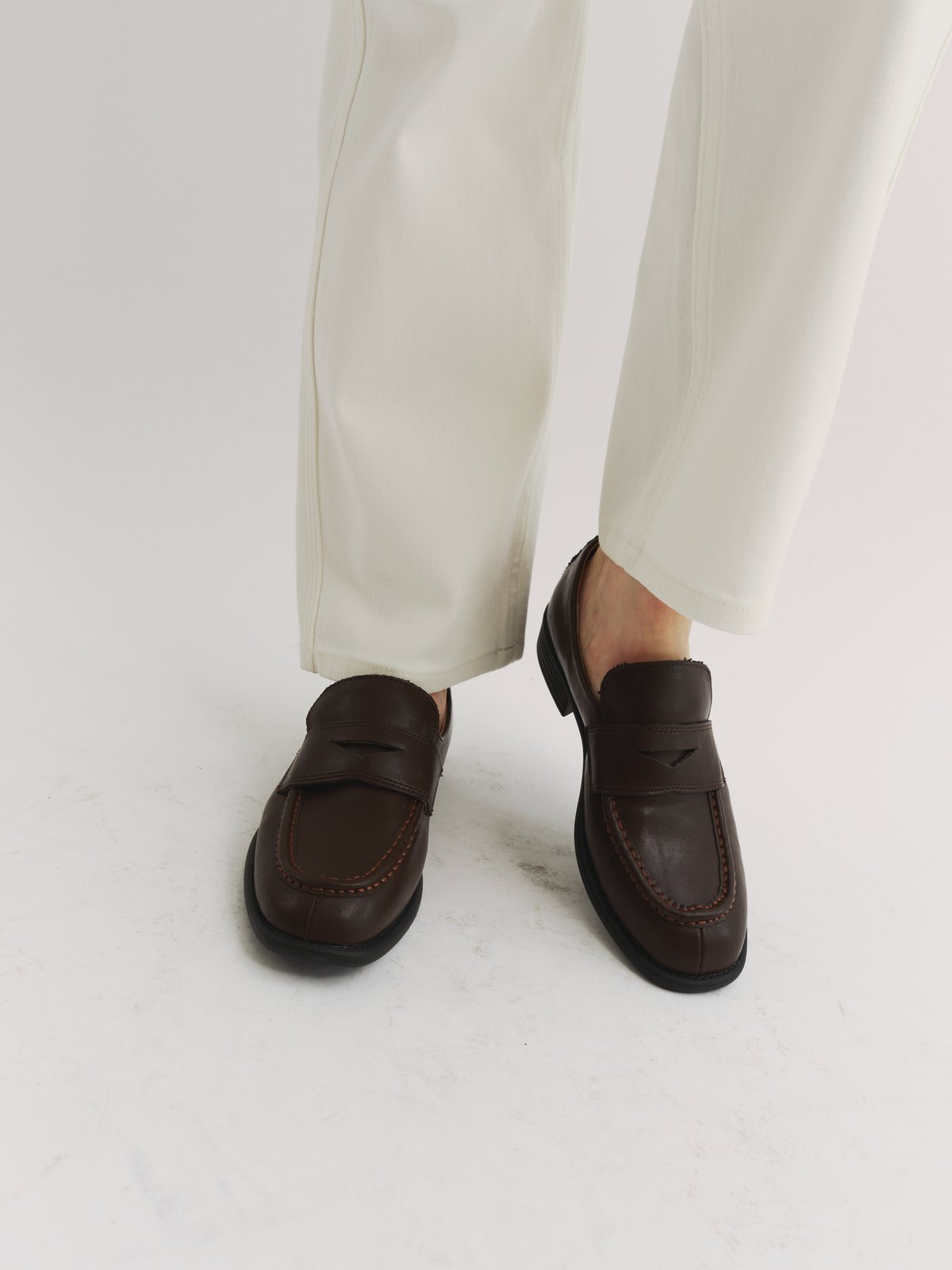 未使用級✨コス クラシックペニーローファー 革靴 黒 現行 ビジネス 37 未使用級✨コス クラシックペニーローファー 革靴 黒 現行 ビジネス 37