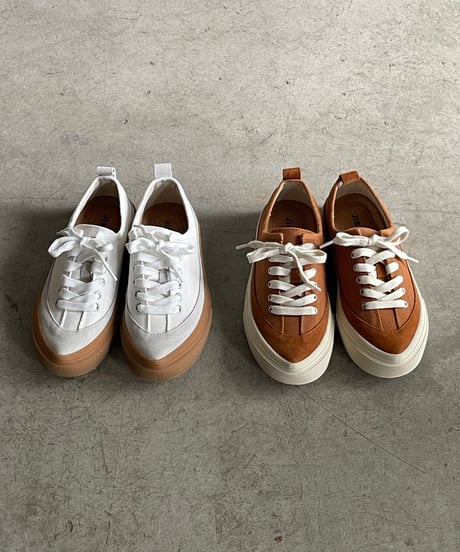 POINTED TOE SNEAKER / 2color