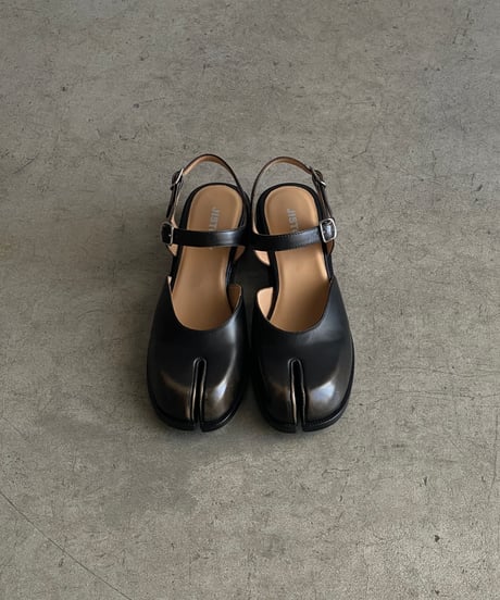ANKLE STRAP TABI SANDALS / 2color