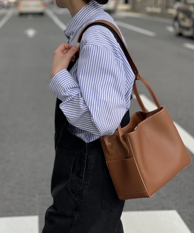 BUCKET SHOULDER BAG | JISTORY