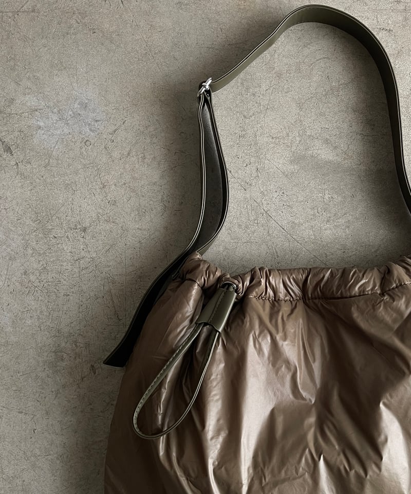 FLUFFY BIG SHOULDER BAG / 3color | JISTORY