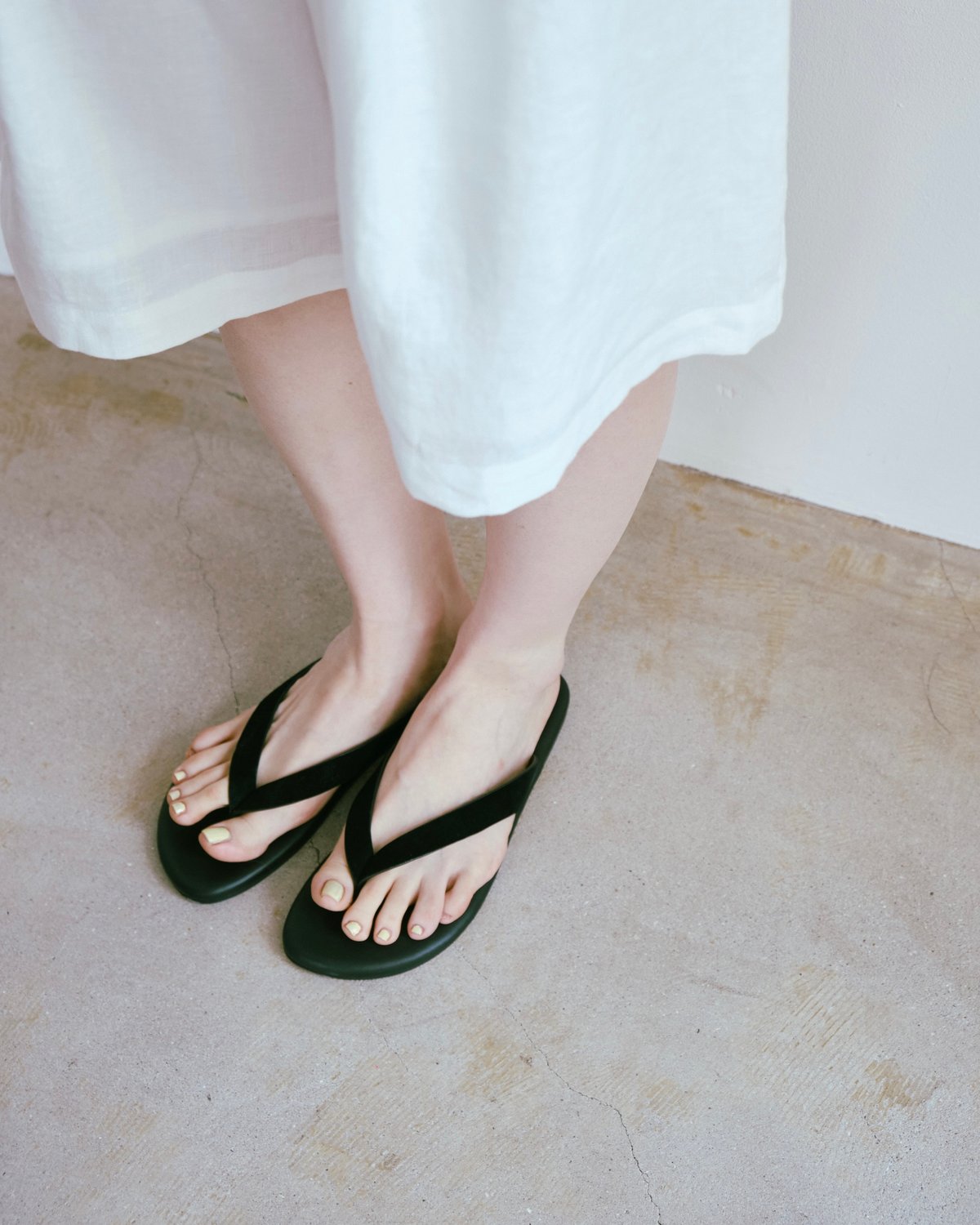 靴 25SS AURALLE LEATHER TONG SANDALS 27cm Auralee Leather thong sandals Auralee