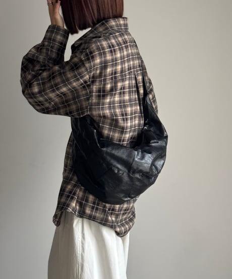CRESCENT SHOURDER BAG