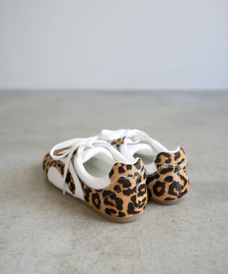 HARAKO ＆ LEATHER SWITCHING SNEAKER