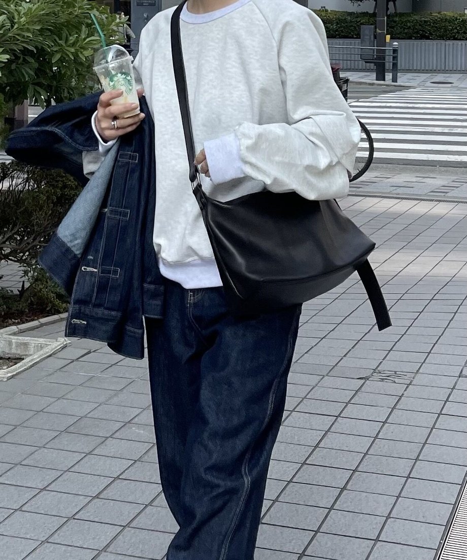 63f81de8e2f3b6077ab588fa