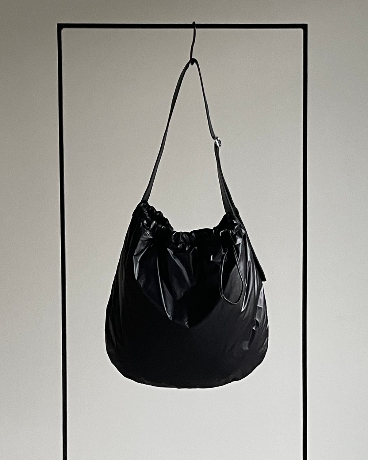 FLUFFY BIG SHOULDER BAG / 3color | JISTORY