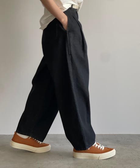 POINTED TOE SNEAKER / 2color