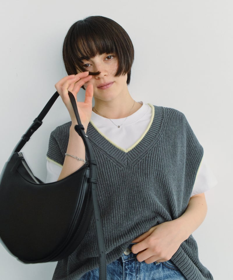 バッグ 00s Real leather half moon shoulder bag 00s Real leather