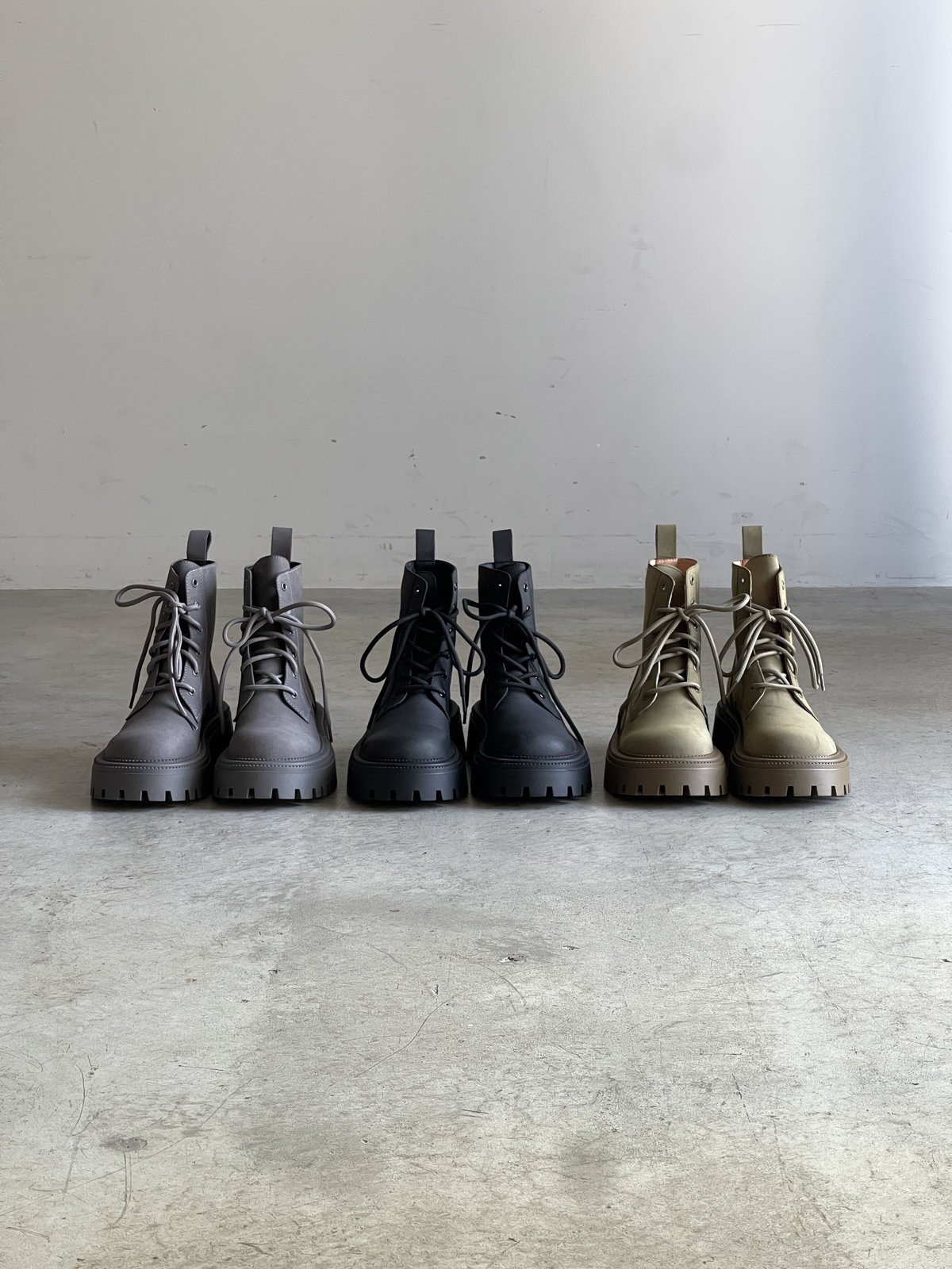 希少JULIUS 22FW Black Cow Hair Boots ユリウス