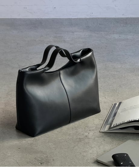 FLAT HANDLE LEATHER TOTE BAG