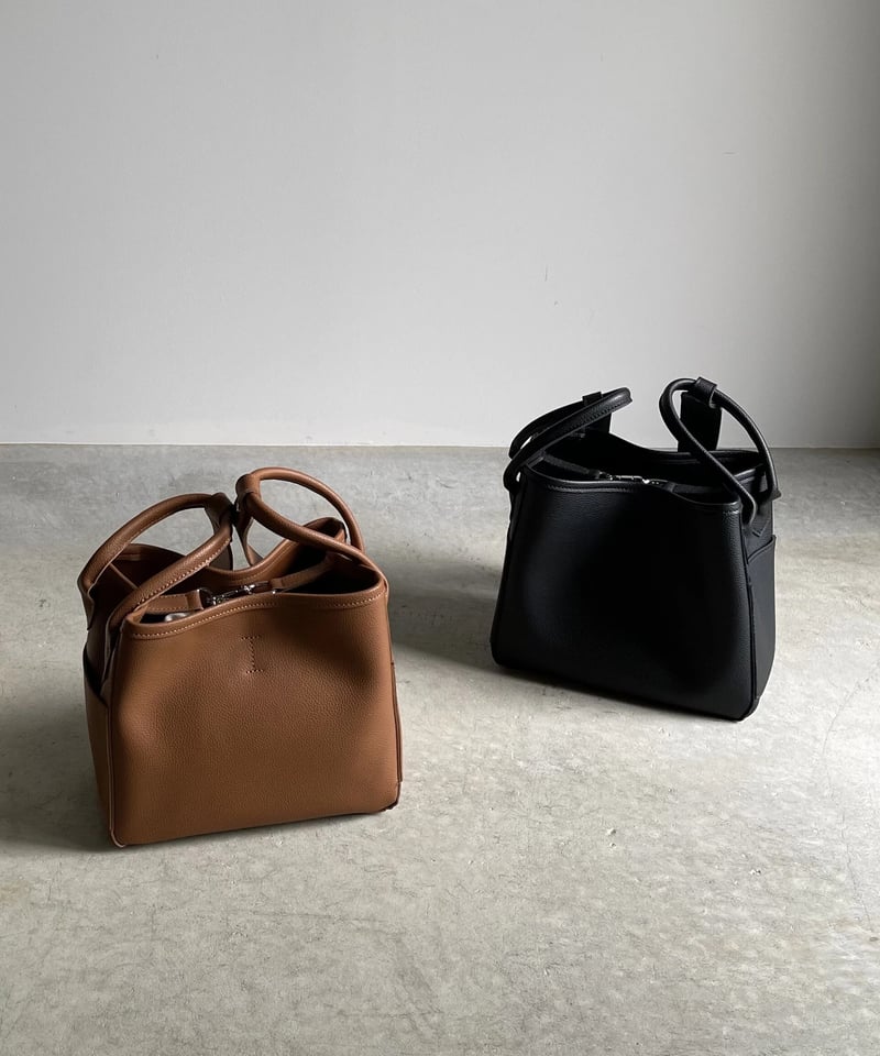 ショルダーバッグ lawgy bucket shoulder bag lawgy（ラウジー）の「bucket shoulder bag（ショルダーバッグ）」 - WEAR