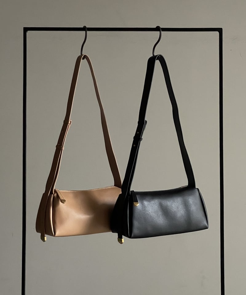 LEATHER ONE SHOULDER BAG / 2color | JISTORY