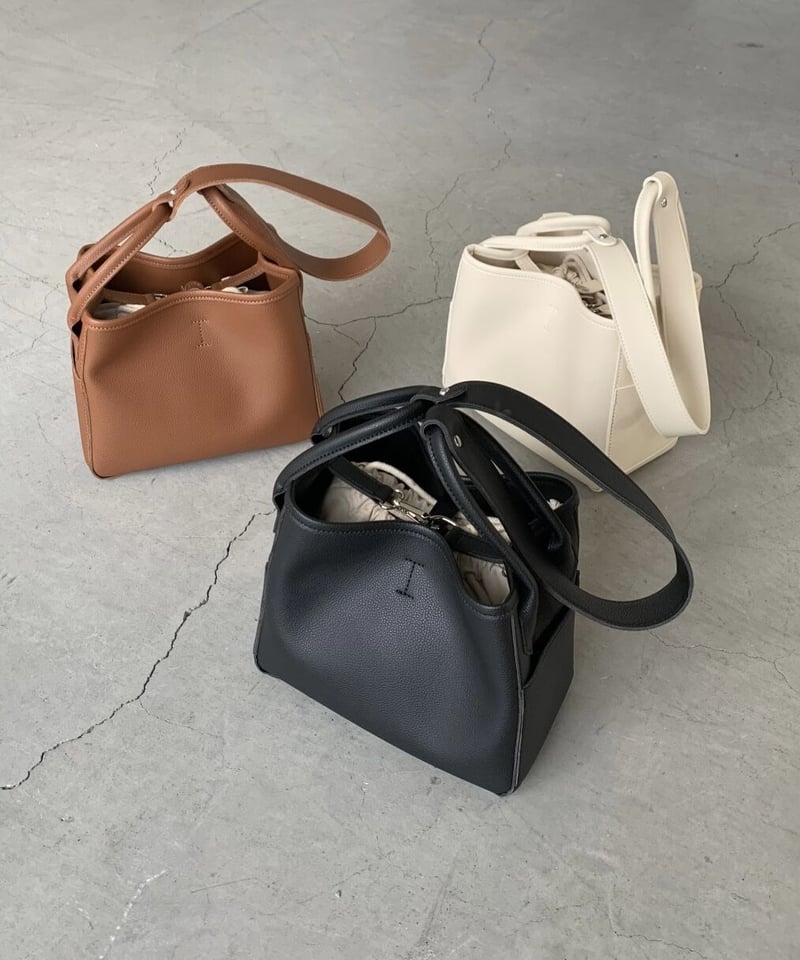 BUCKET SHOULDER BAG | JISTORY