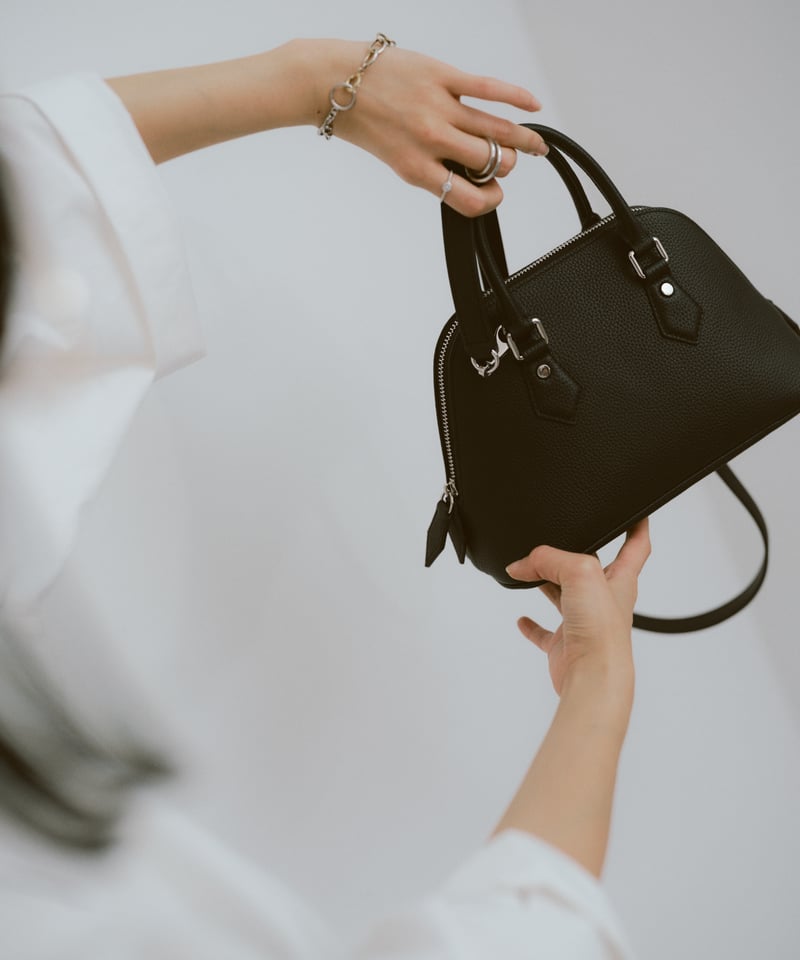 ARC HAND BAG | JISTORY