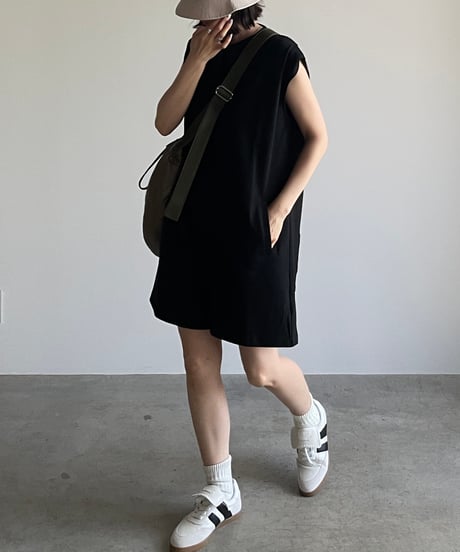 FLIP TONGUE LEATHER SNEAKERS / 2color