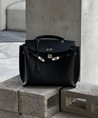 SQUARE BELT HANDLE BAG　＜送料無料＞