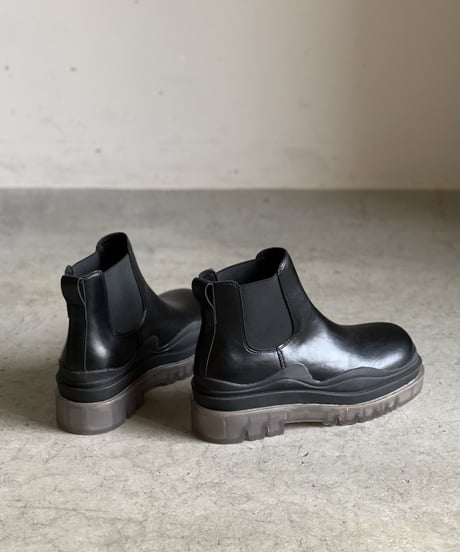 CLEAR SOLE CHELSEA BOOTS