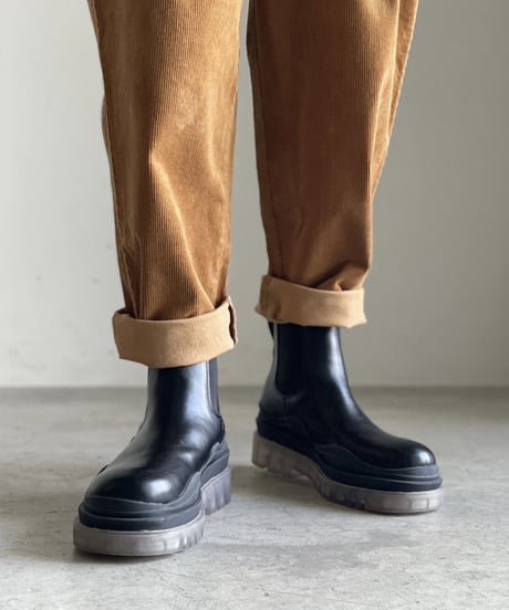 CLEAR SOLE CHELSEA BOOTS