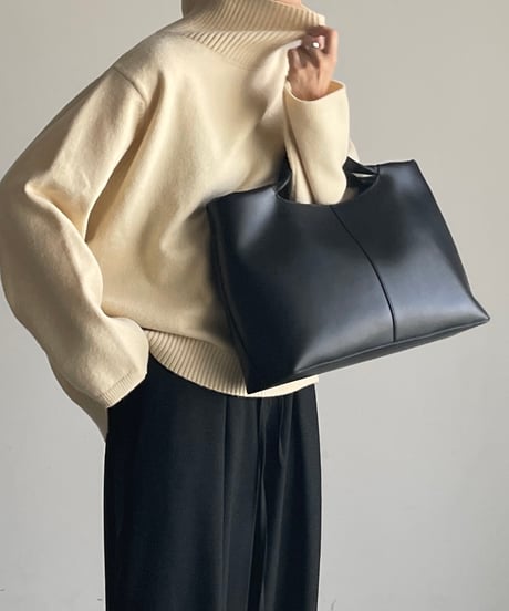 FLAT HANDLE LEATHER TOTE BAG