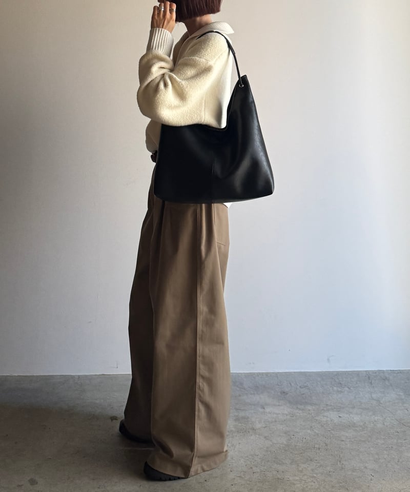 バッグ iirot Triangle Leather Pouch_Black TRIANGLE LEATHER TOTE BAG | JISTORY