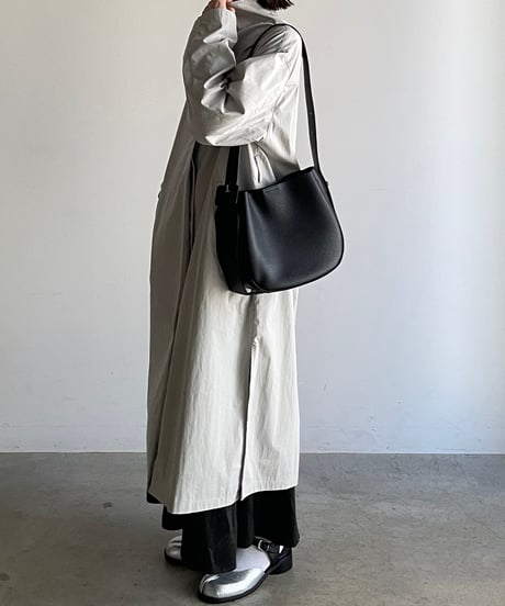 ROUND LEATHER SHOULDER BAG / 2color