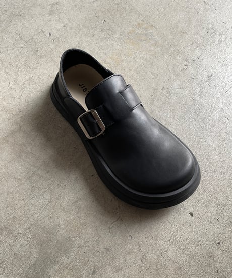 ROUND BUCKLE SHOES / 2color
