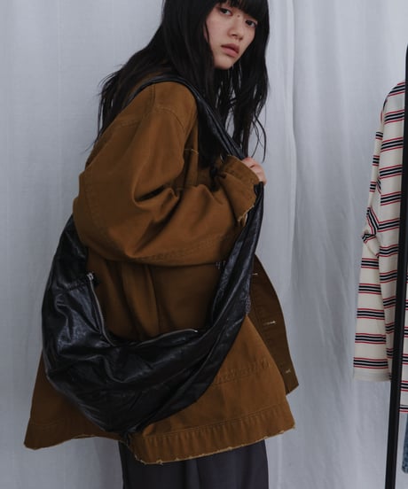 CRESCENT SHOURDER BAG