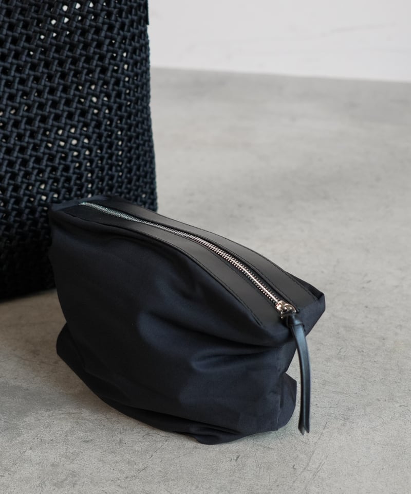 【新品・未使用】メッシュ　ワンハンドルバッグ　クロスボディ　ショルダーバッグ ONE HANDLE MESH BAG / 2color | JISTORY
