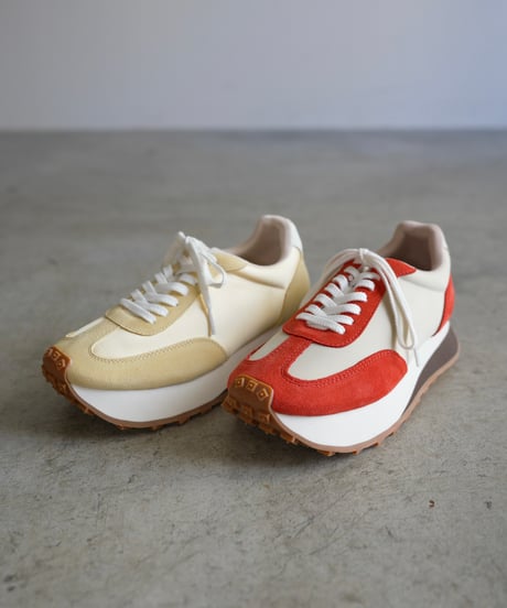 THICK SOLE RUNNING SNEAKERS / 2color