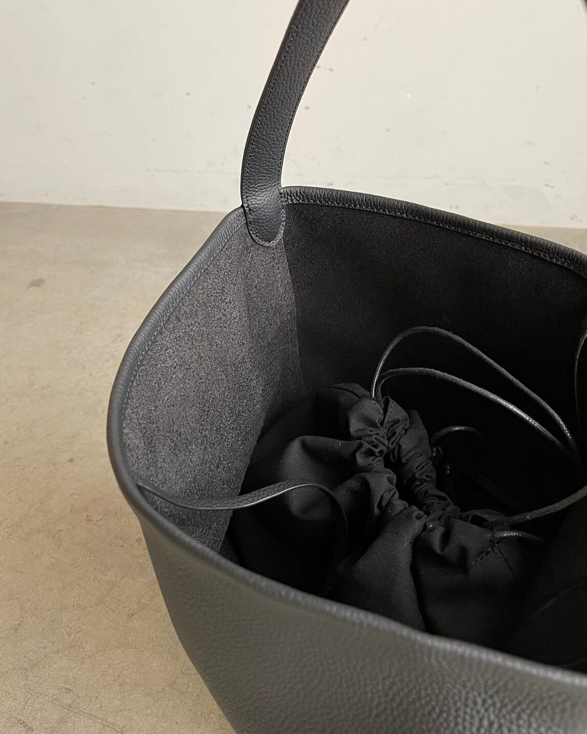 ONE HANDLE SHOULDER BAG JISTORY