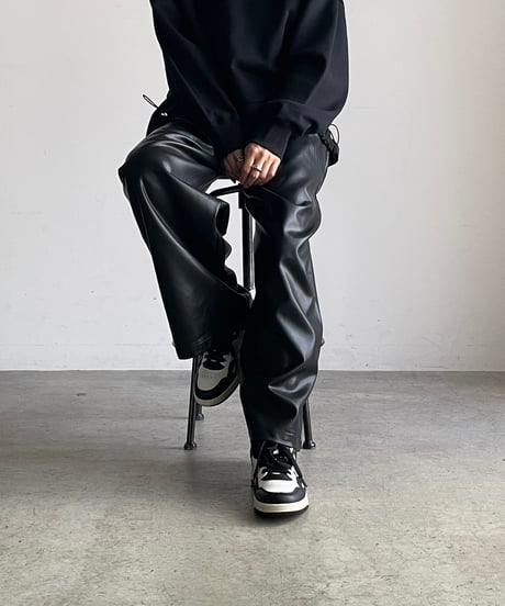 DISTRESSED LEATHER COURT SNEAKERS / 2color