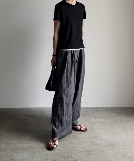 LINE STRAP SANDAL