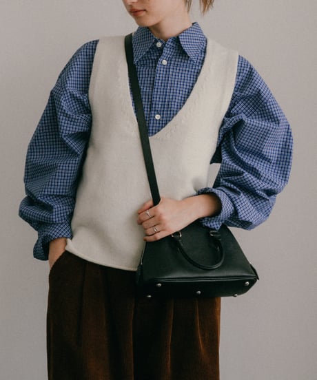 ARC HAND BAG