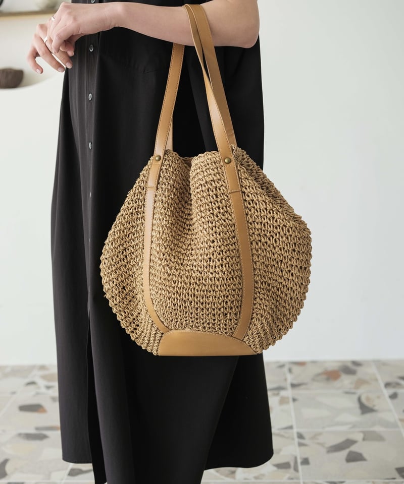 ROUND STRAW SHOULDER BAG | JISTORY