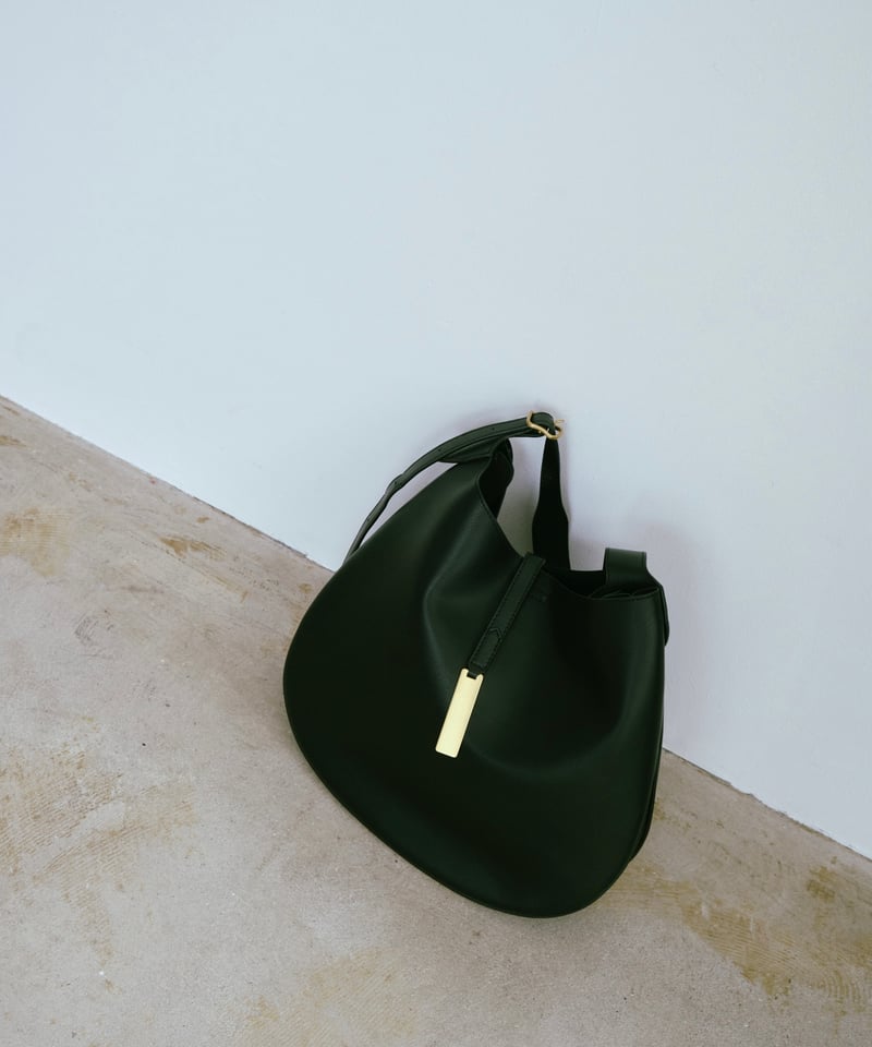 CLAMS SHOULDER BAG | JISTORY