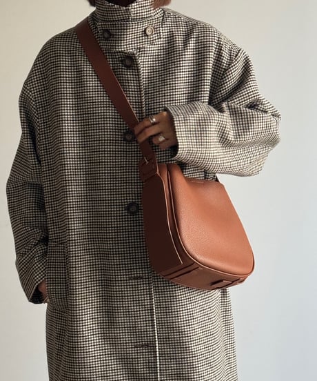 ROUND LEATHER SHOULDER BAG / 2color