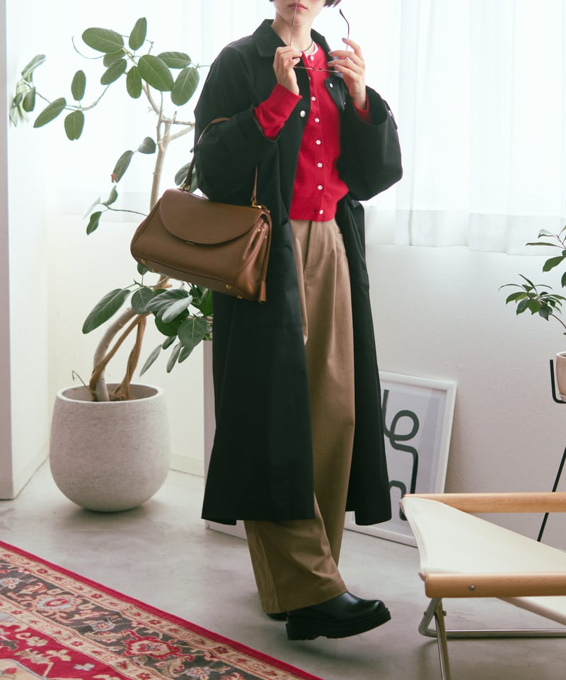 JISTORY GRAIN LEATHER FLAP BAG 黒 GRAIN LEATHER FLAP BAG / 2color | JISTORY