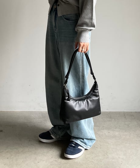 PADDED ONE SHOULDER HOBO BAG