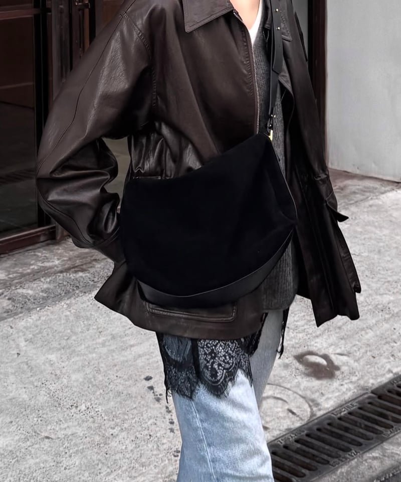 2WAY SUEDE SQUARE BAG | JISTORY