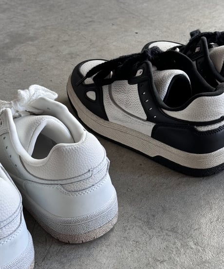 DISTRESSED LEATHER COURT SNEAKERS / 2color
