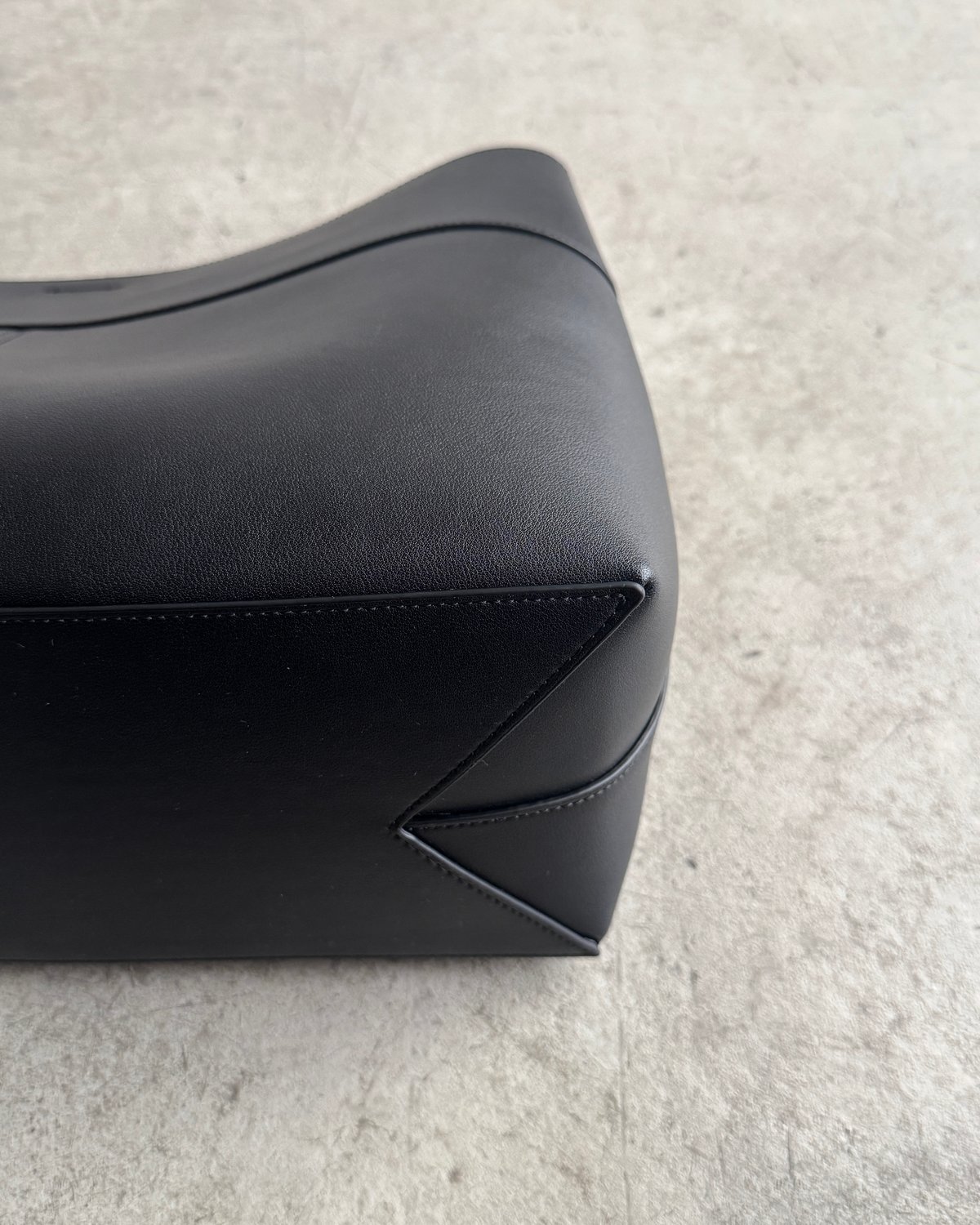 JISTORY ADJUST BELT SQUARE BAG ショルダーバッグ ADJUST BELT SQUARE BAG / 4color ＜送料無料＞ | JISTORY