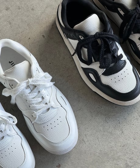 DISTRESSED LEATHER COURT SNEAKERS / 2color