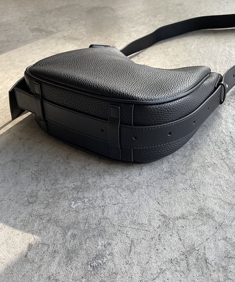 ROUND LEATHER SHOULDER BAG / 2color